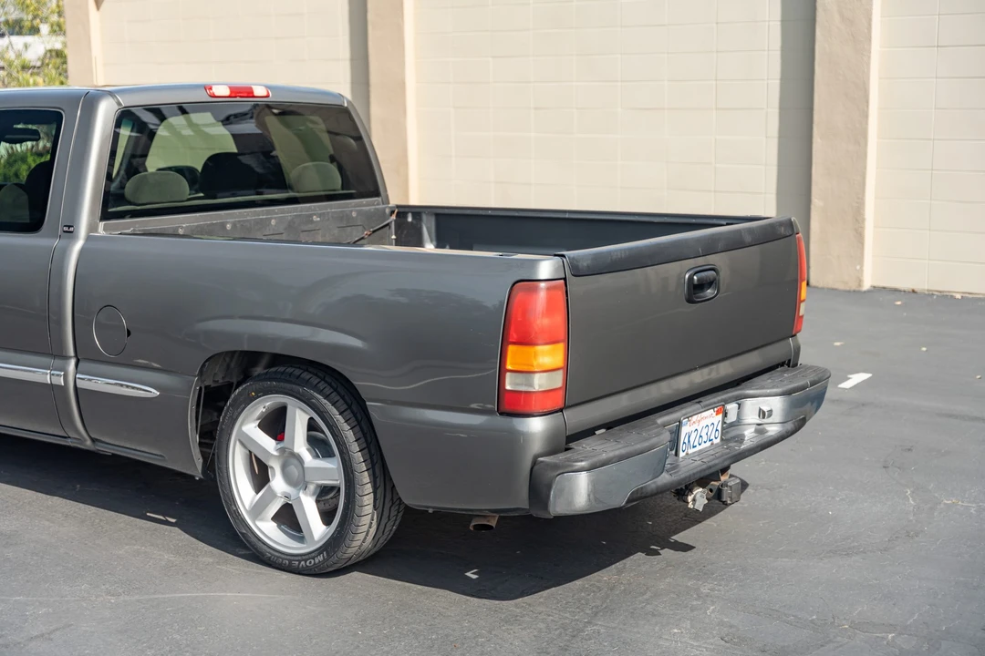 2000 GMC Sierra 2nd Gen - Image 16 of 31