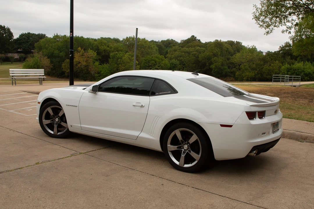 2010 Chevrolet Camaro SS 5th Gen - Image 5 of 31