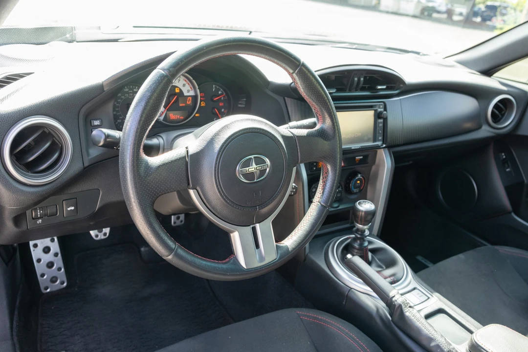 2014 Scion FR-S - Image 25 of 31