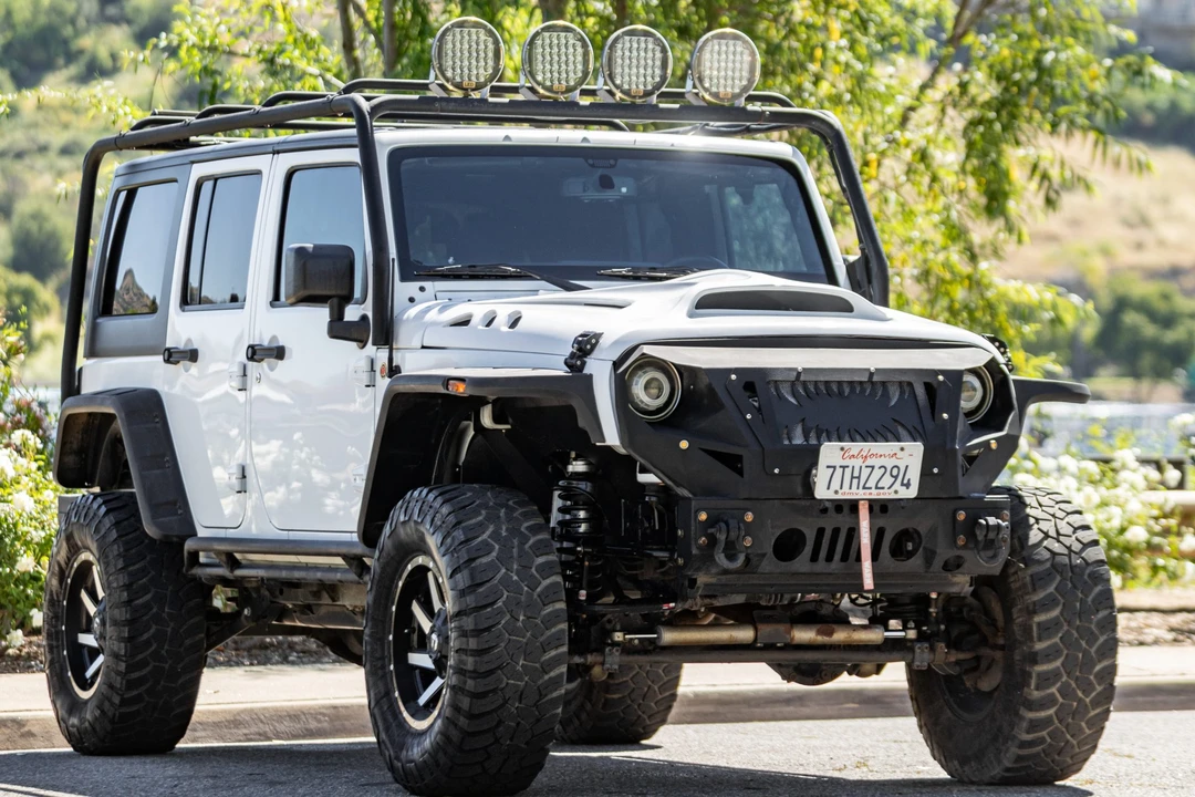 2016 Jeep JK Wrangler - Image 2 of 31