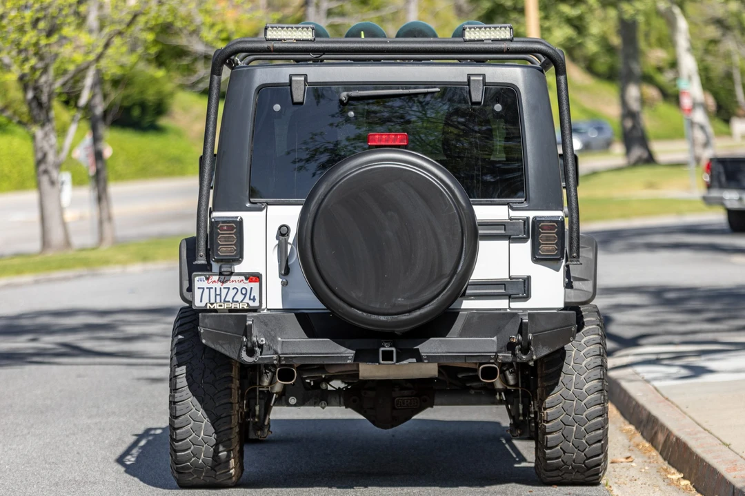 2016 Jeep JK Wrangler - Image 8 of 31