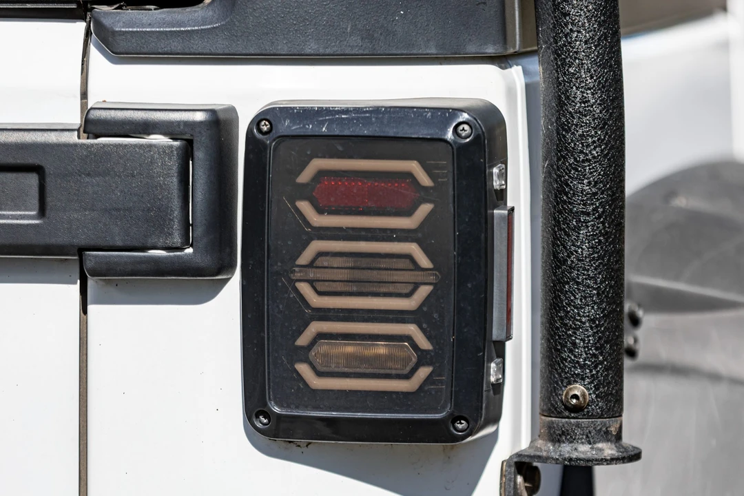 2016 Jeep JK Wrangler - Image 27 of 31