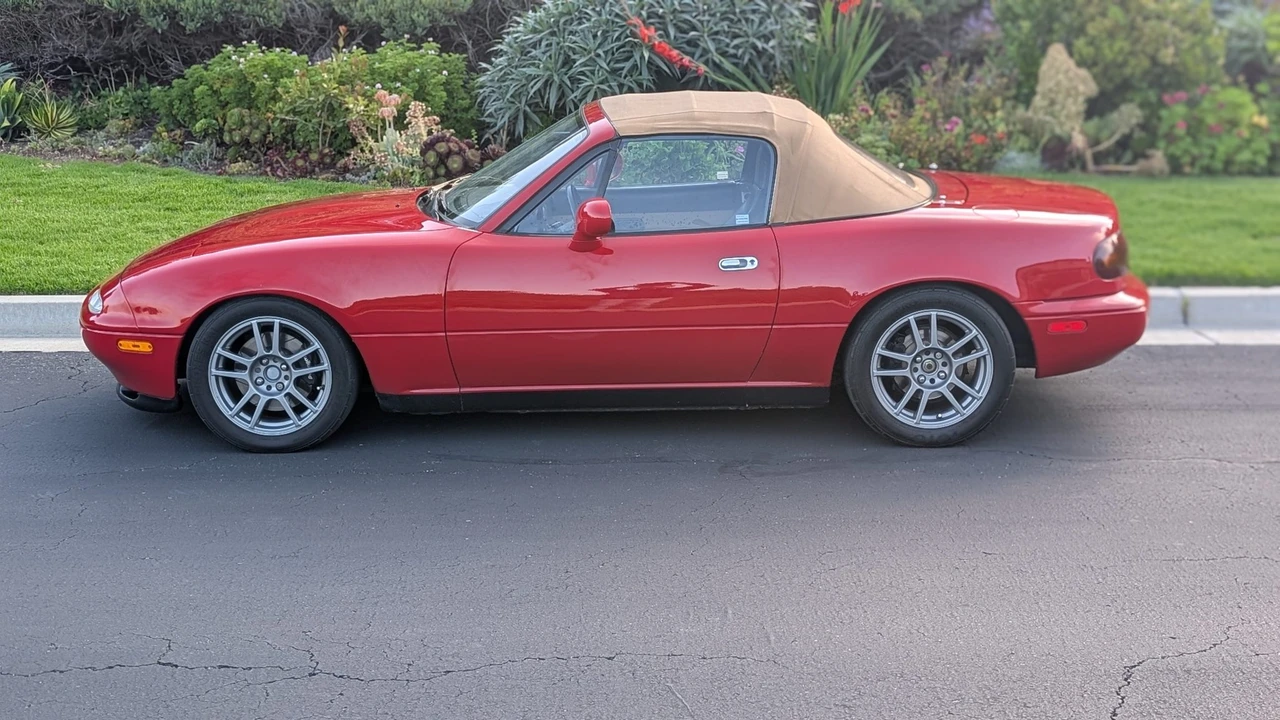 1994 Mazda NA MX-5 Miata - Image 4 of 31
