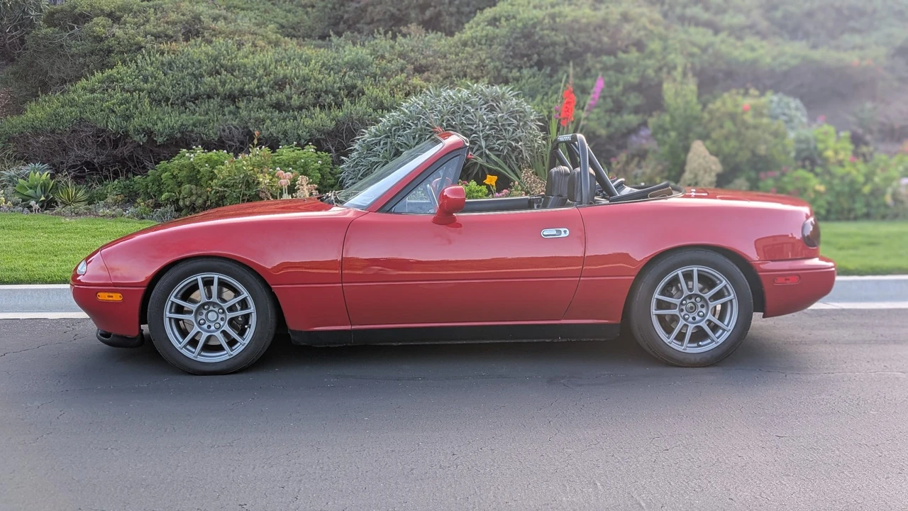 1994 Mazda NA MX-5 Miata - Image 22 of 31
