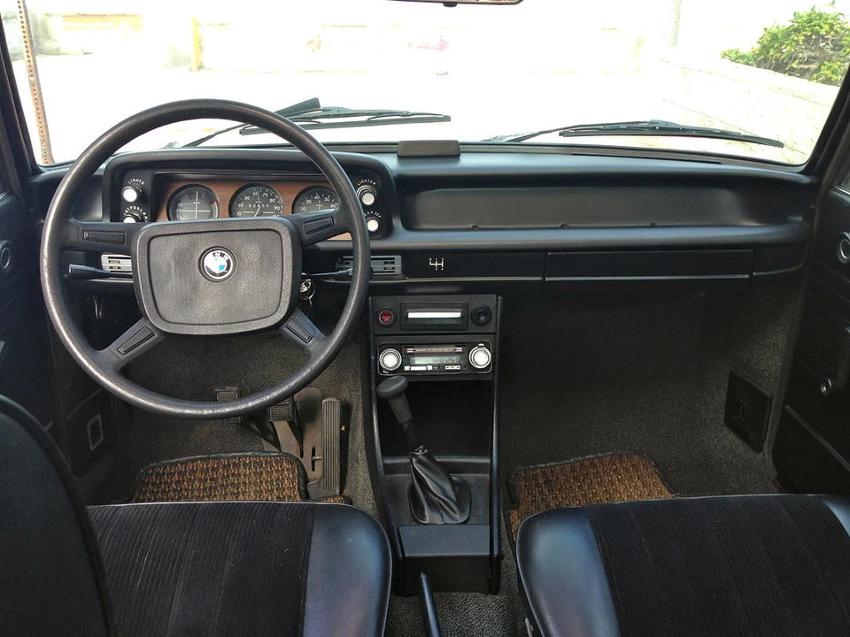 1976 BMW 2002 - Image 29 of 31