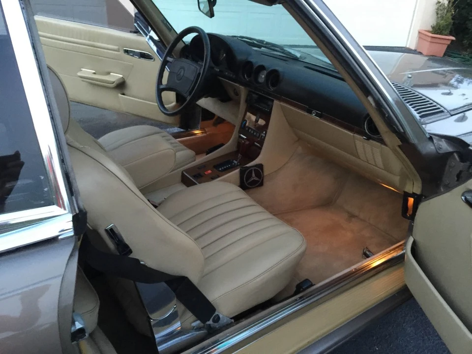 1988 Mercedes-Benz R107 SL-Class - Image 17 of 31