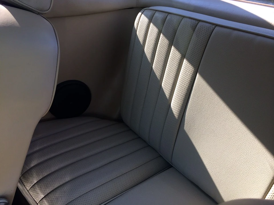 1988 Mercedes-Benz R107 SL-Class - Image 29 of 31