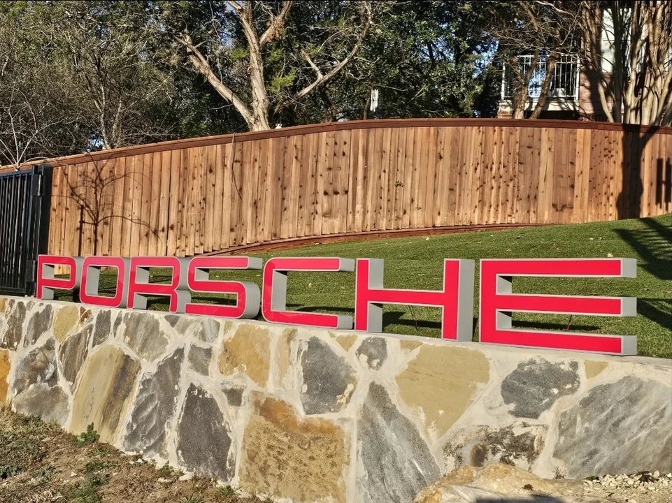 Porsche - Image 3 of 20