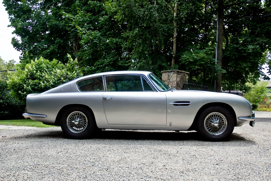 1967 Aston Martin DB6 - Image 7 of 14