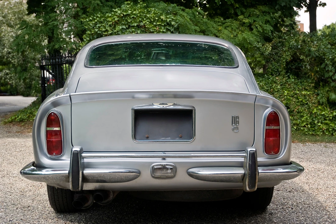 1967 Aston Martin DB6 - Image 8 of 14
