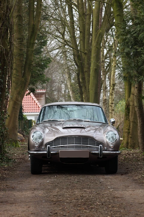 1967 Aston Martin DB6 Vantage - Image 14 of 16
