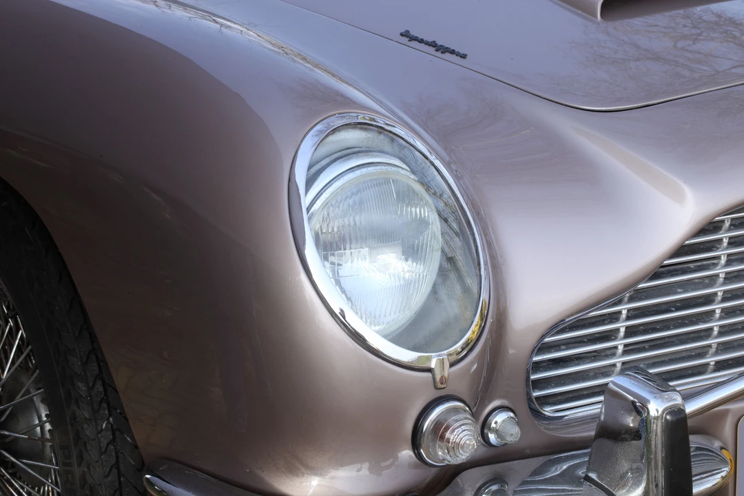 1967 Aston Martin DB6 Vantage - Image 5 of 16