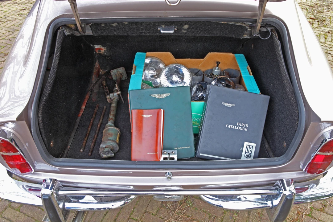 1967 Aston Martin DB6 Vantage - Image 2 of 16