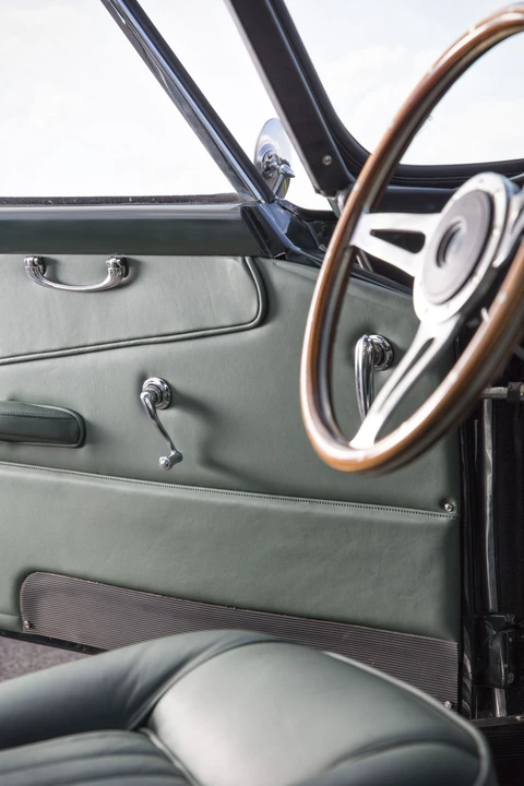 1961 Aston Martin DB4 - Image 11 of 19