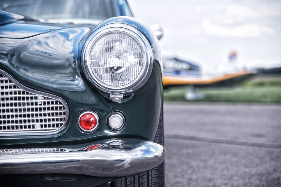1961 Aston Martin DB4 - Image 14 of 19