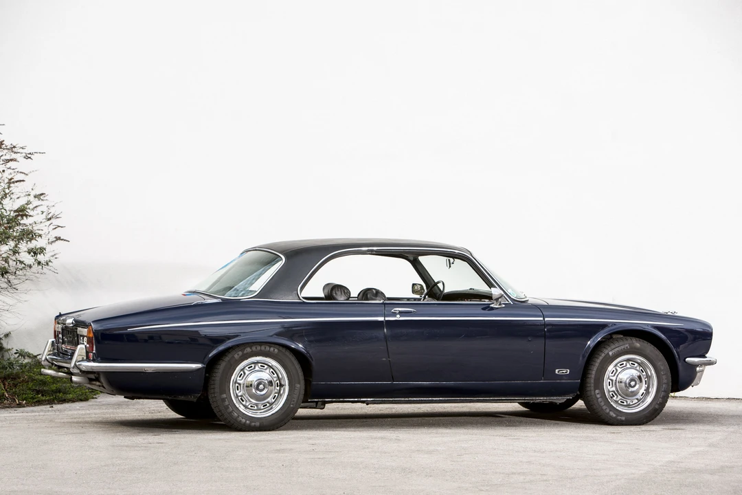1976 Jaguar XJ Coupe - Image 4 of 4