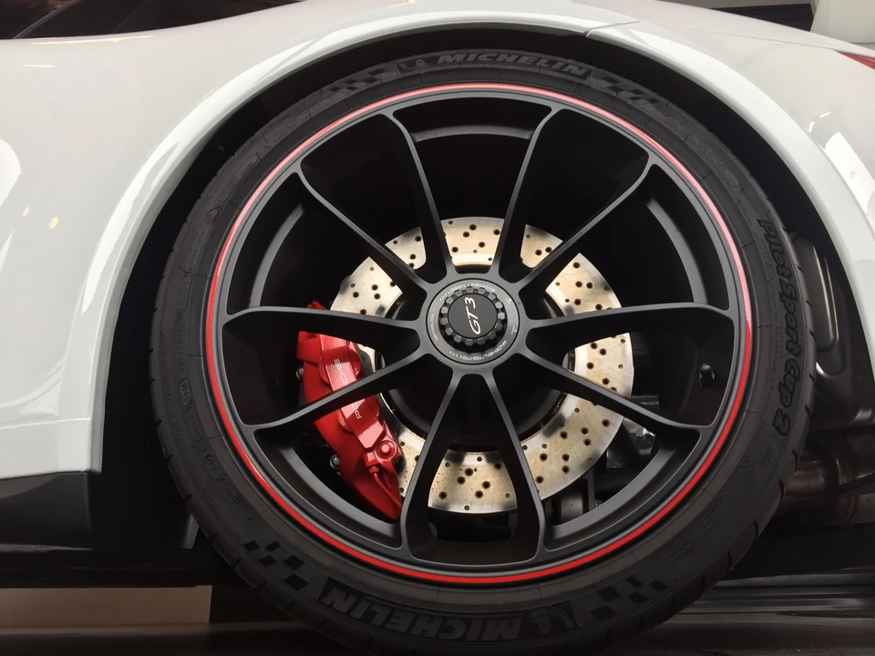 2018 Porsche 991 GT3 - Image 2 of 4