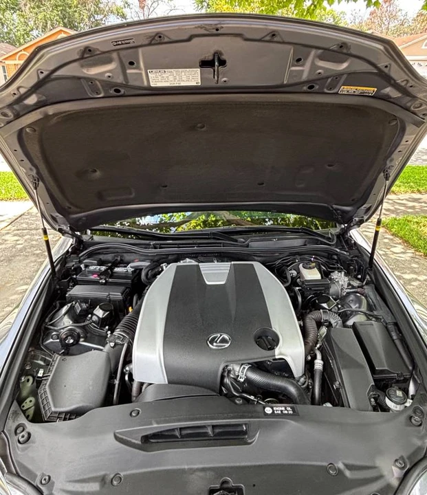 2016 Lexus IS 3rd Gen - Image 18 of 22
