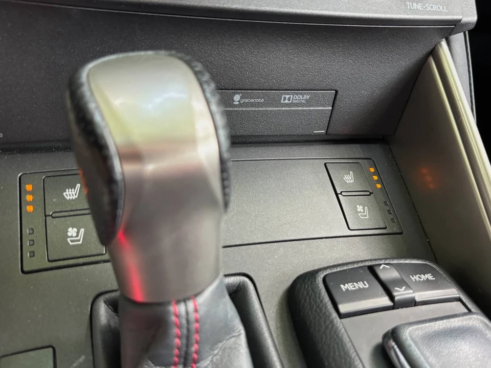 2016 Lexus IS 3rd Gen - Image 17 of 22
