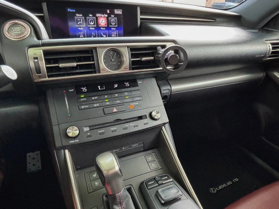 2016 Lexus IS 3rd Gen - Image 15 of 22