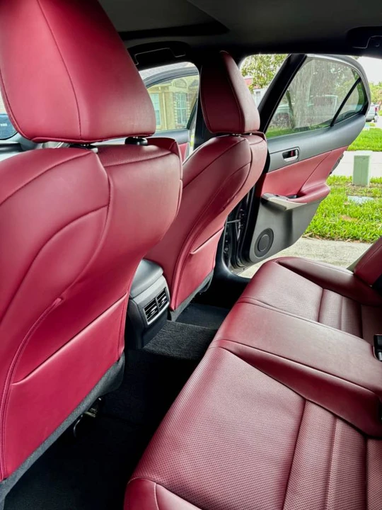 2016 Lexus IS 3rd Gen - Image 9 of 22