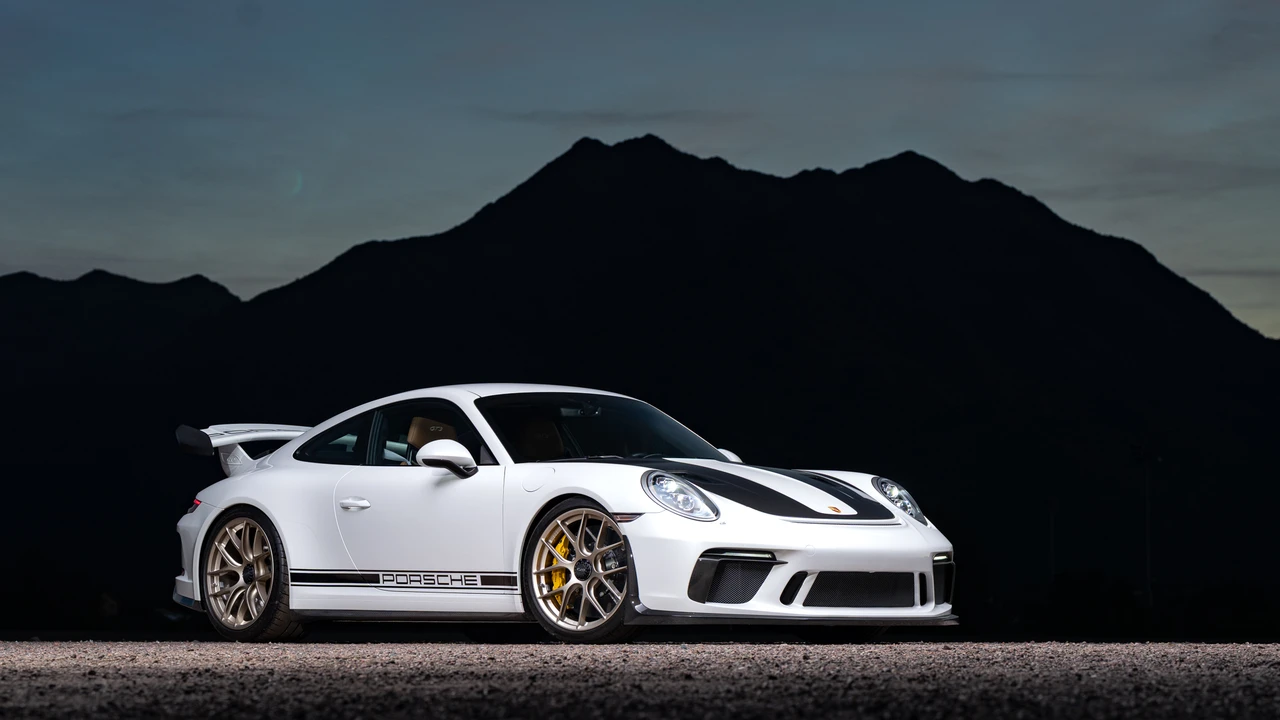 2018 Porsche 991 GT3 - Image 23 of 31