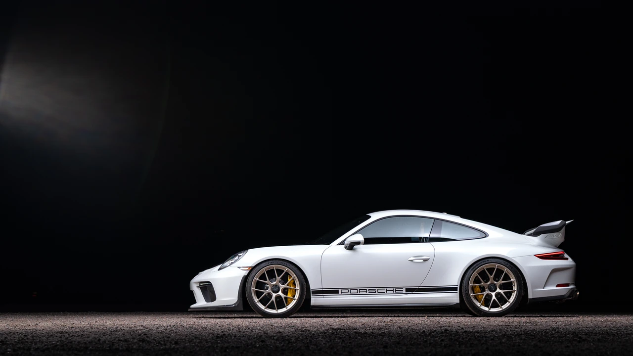 2018 Porsche 991 GT3 - Image 27 of 31
