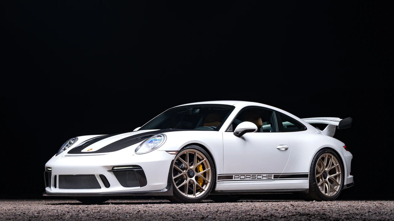 2018 Porsche 991 GT3 - Image 14 of 31