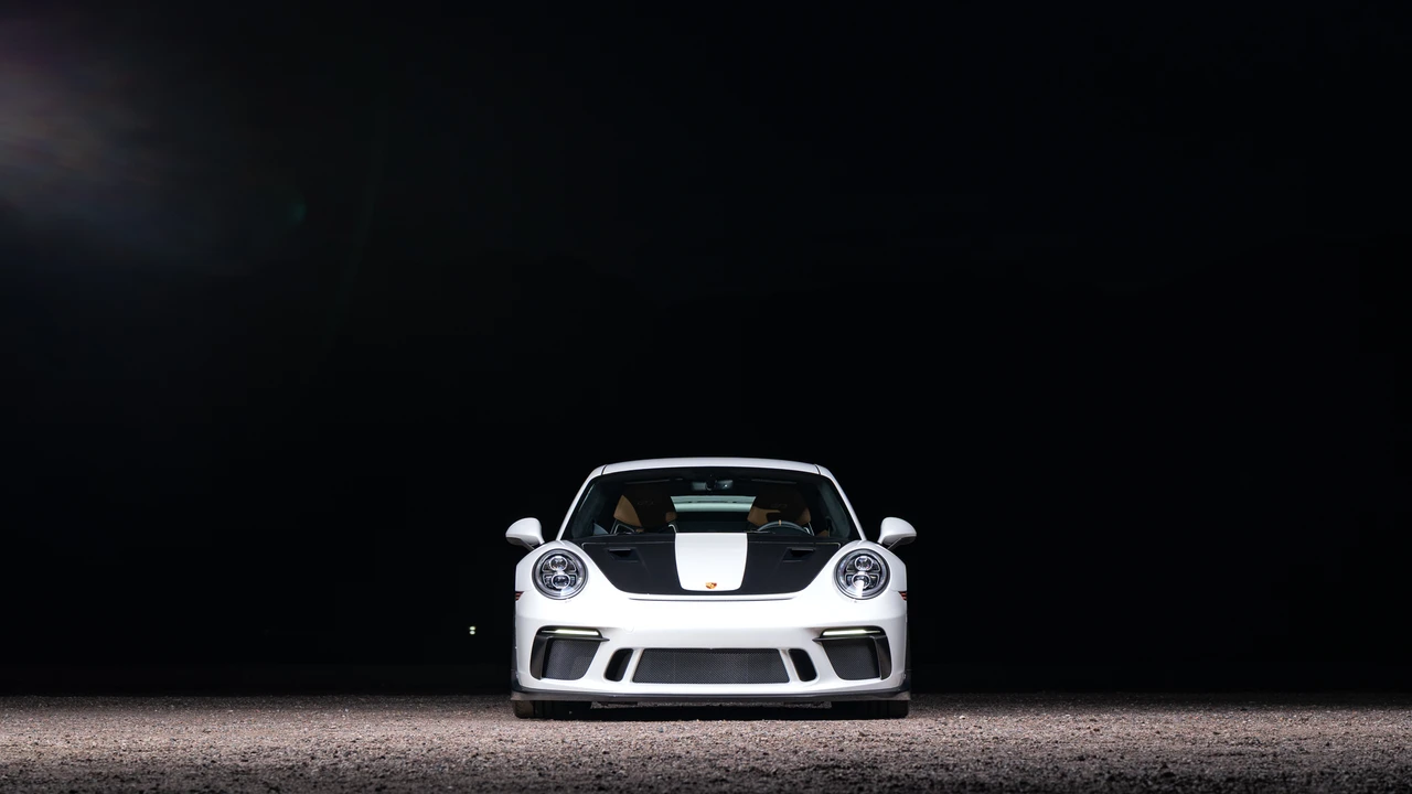 2018 Porsche 991 GT3 - Image 17 of 31