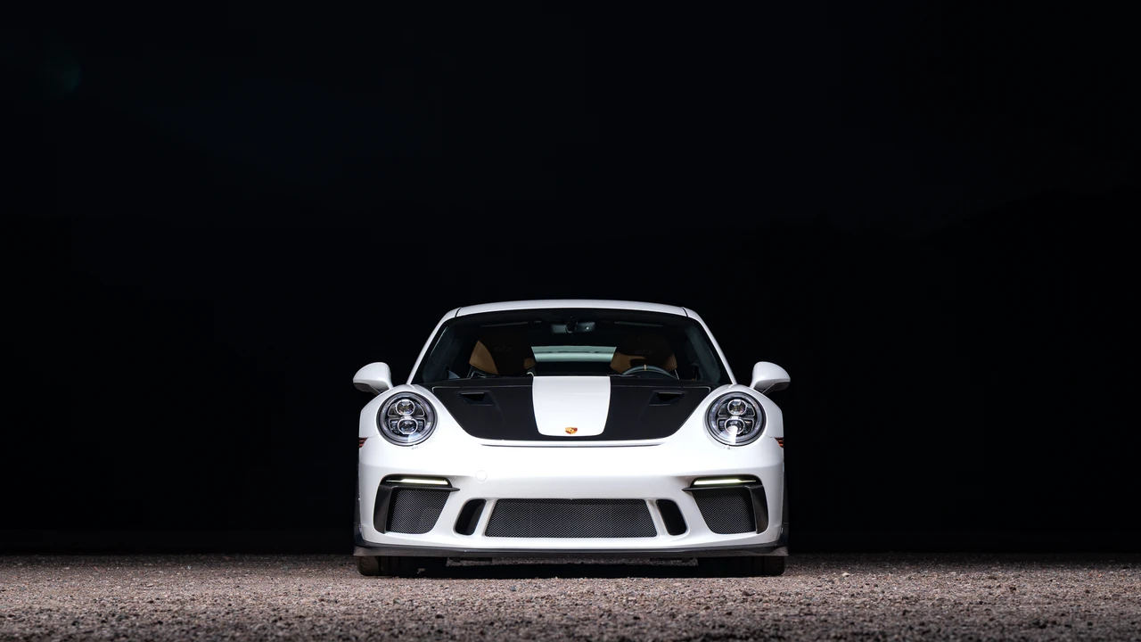 2018 Porsche 991 GT3 - Image 18 of 31