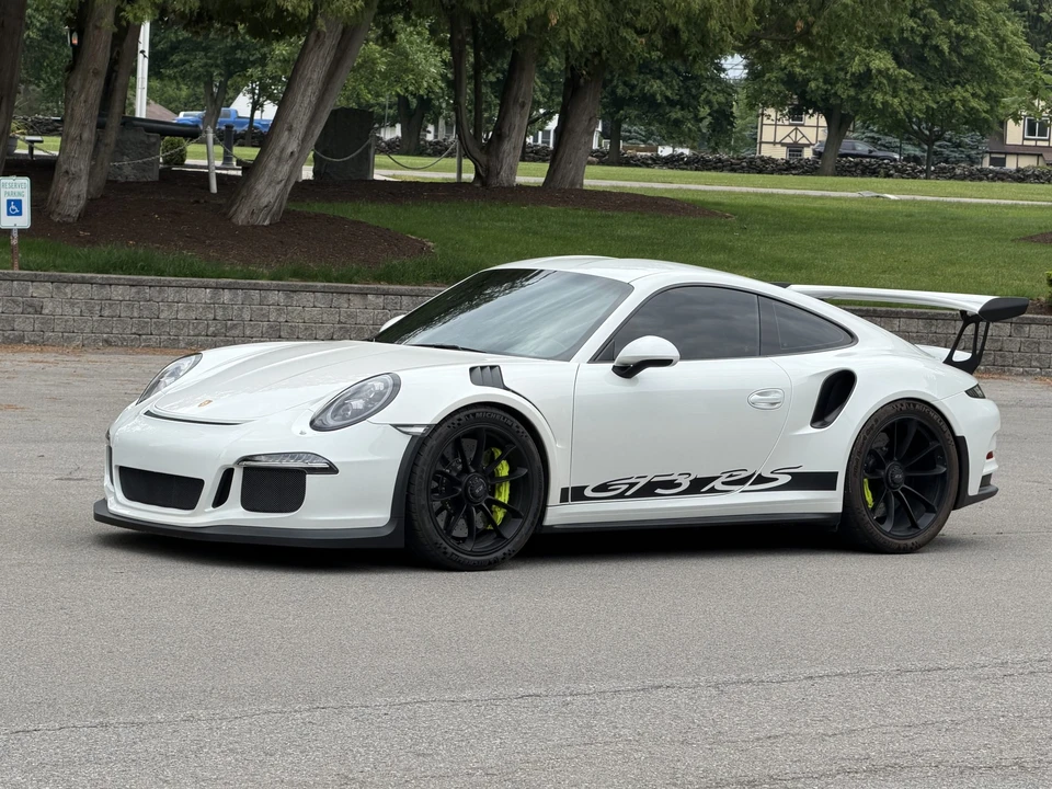 2016 Porsche 991 GT3 RS - Image 2 of 31