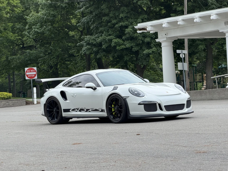 2016 Porsche 991 GT3 RS - Image 29 of 31