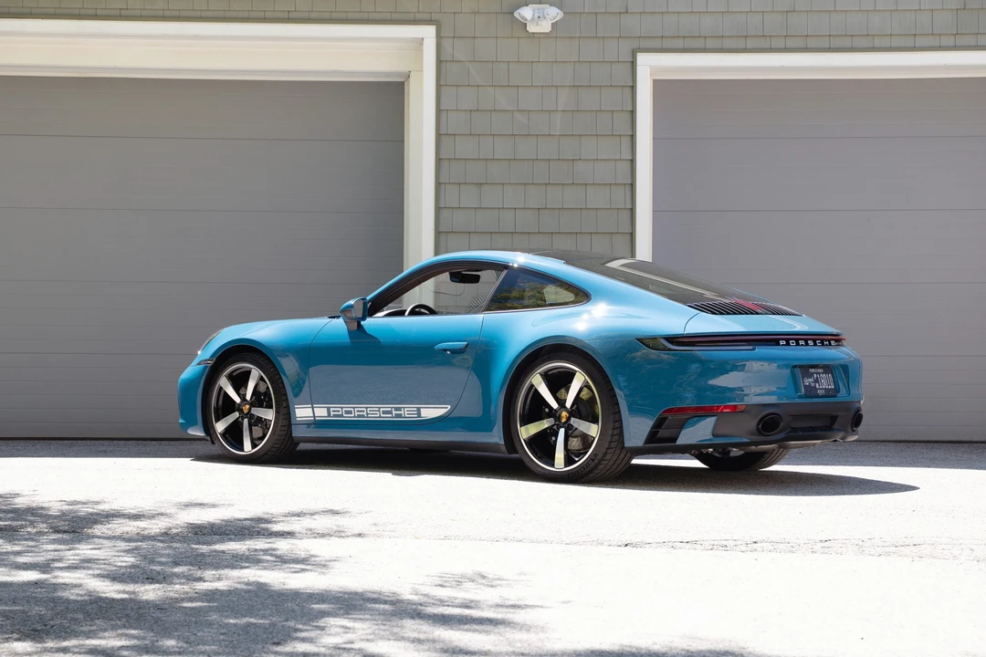 2024 Porsche 992 Carrera S - Image 4 of 31