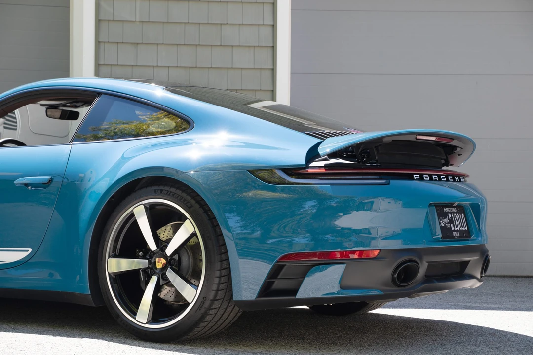 2024 Porsche 992 Carrera S - Image 23 of 31