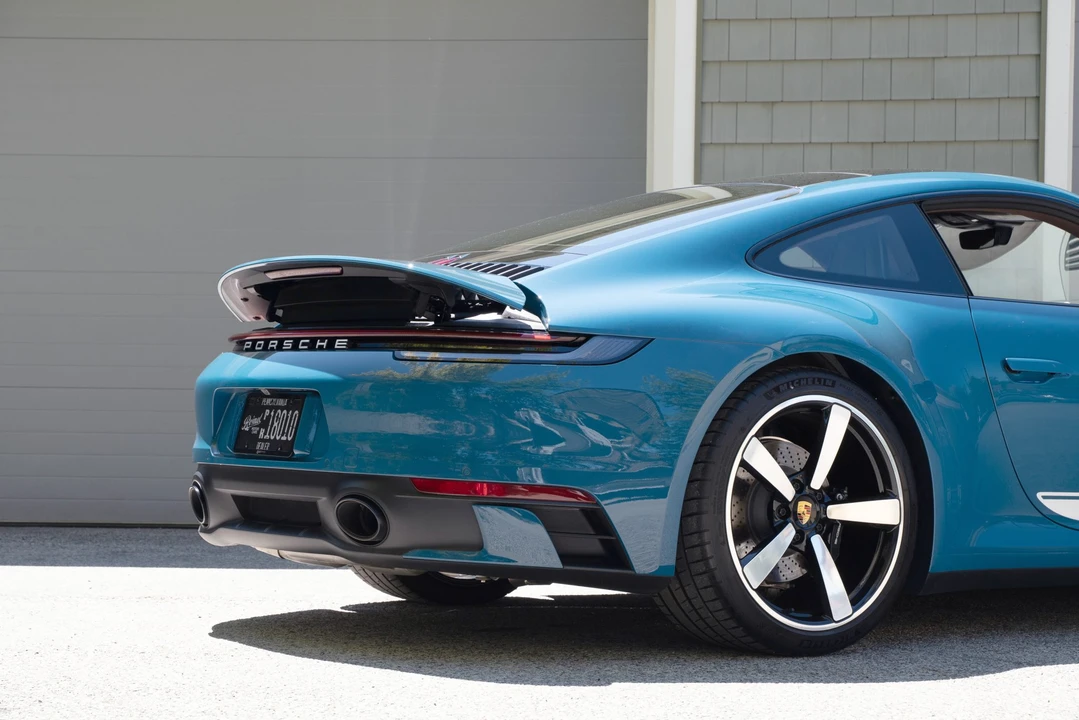 2024 Porsche 992 Carrera S - Image 26 of 31
