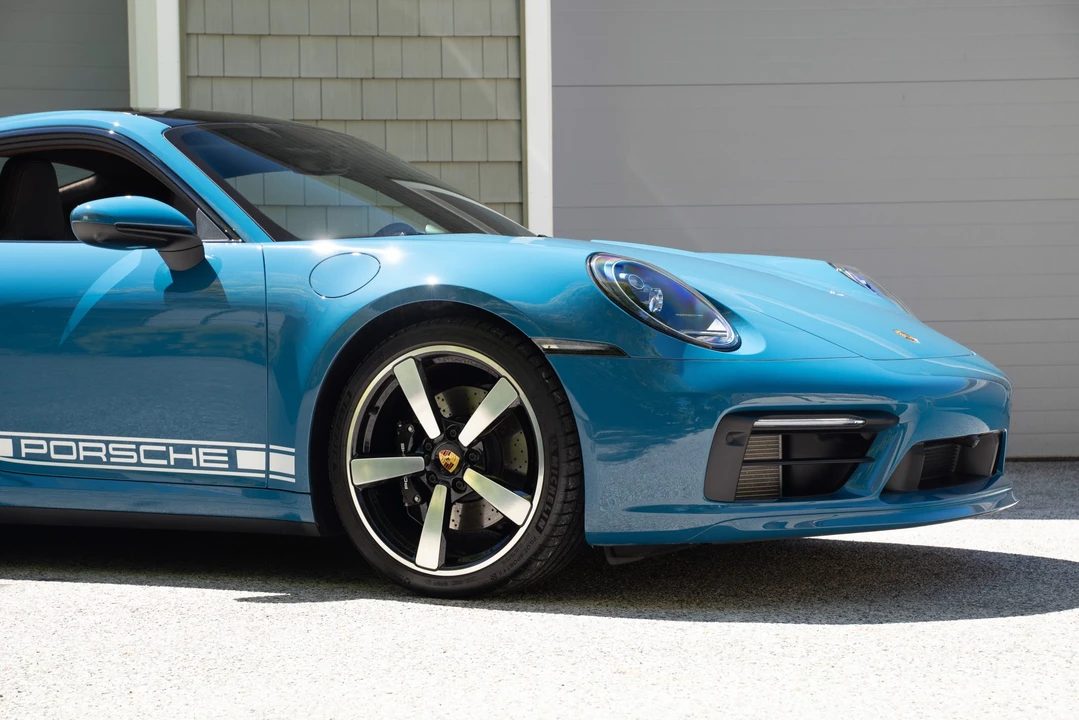 2024 Porsche 992 Carrera S - Image 30 of 31