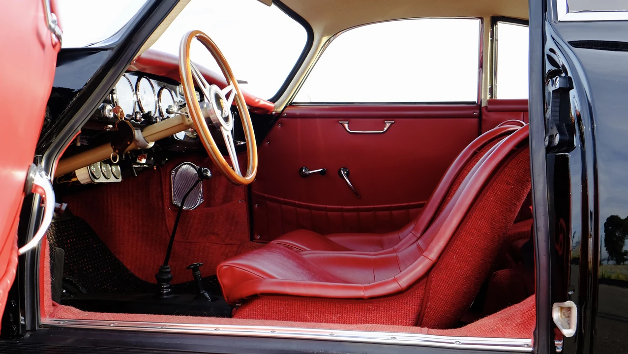 1957 Porsche 356 A - Image 4 of 31
