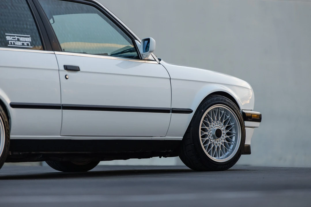1989 BMW E30 3 Series - Image 25 of 31