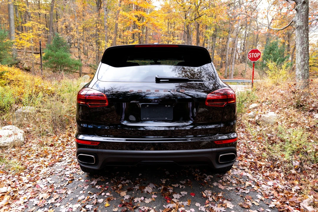 2017 Porsche 958 Cayenne - Image 29 of 31