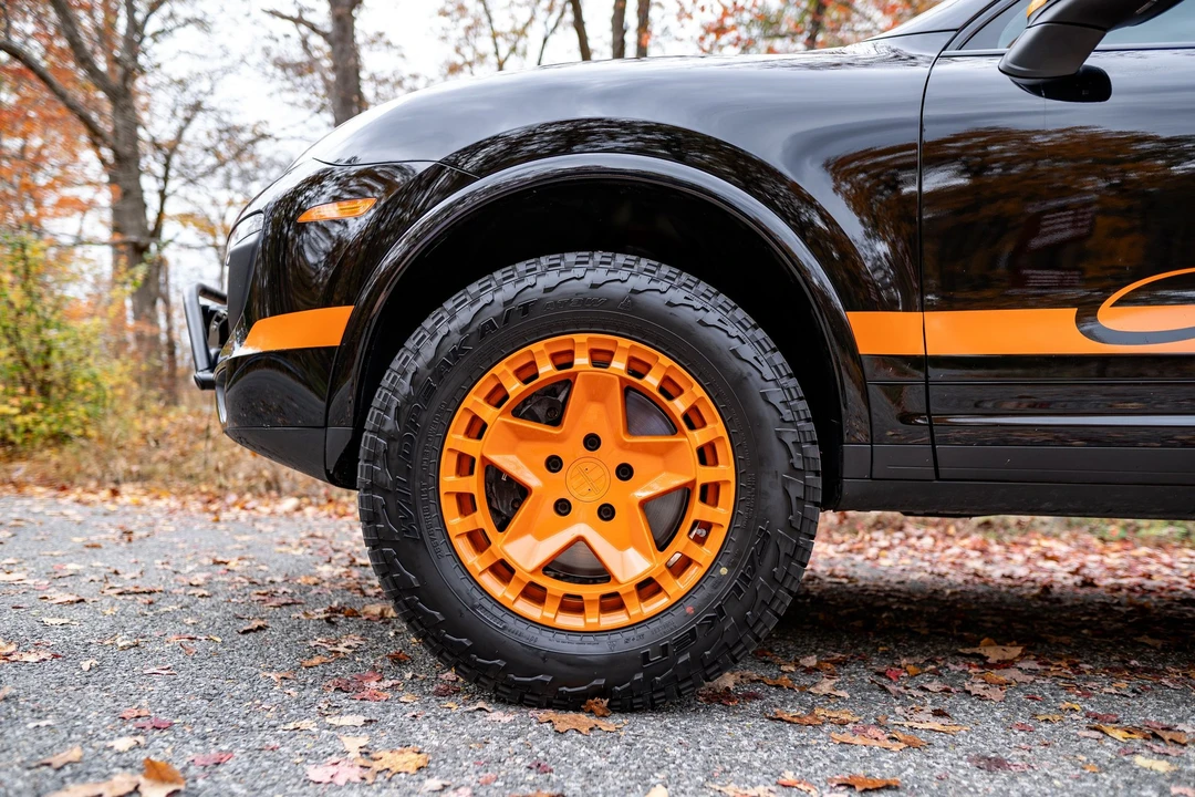 2017 Porsche 958 Cayenne - Image 16 of 31