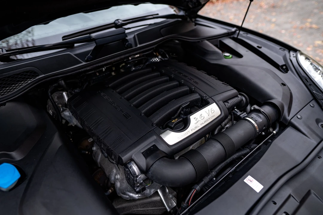 2017 Porsche 958 Cayenne - Image 14 of 31