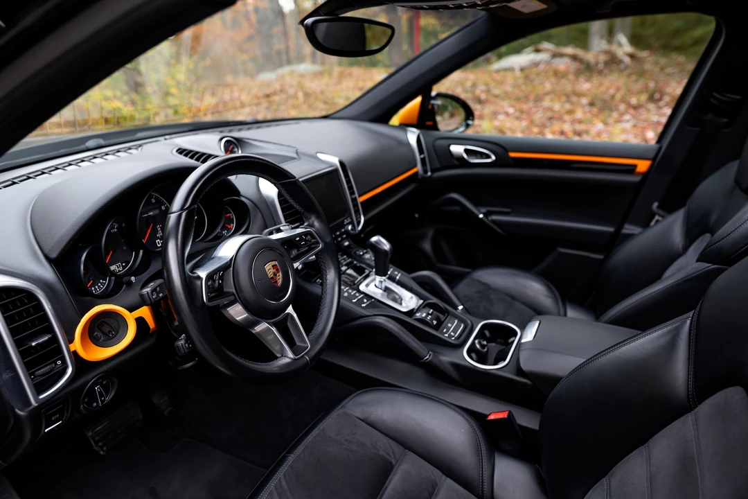 2017 Porsche 958 Cayenne - Image 13 of 31