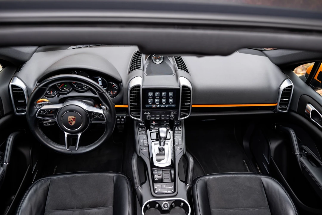 2017 Porsche 958 Cayenne - Image 8 of 31