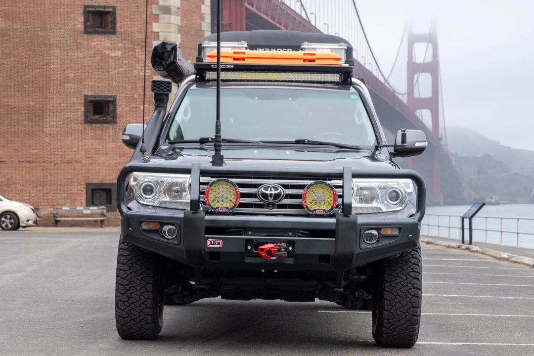 2015 Toyota J200 Land Cruiser - Image 2 of 31