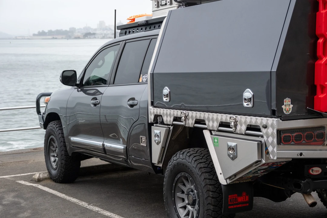 2015 Toyota J200 Land Cruiser - Image 21 of 31