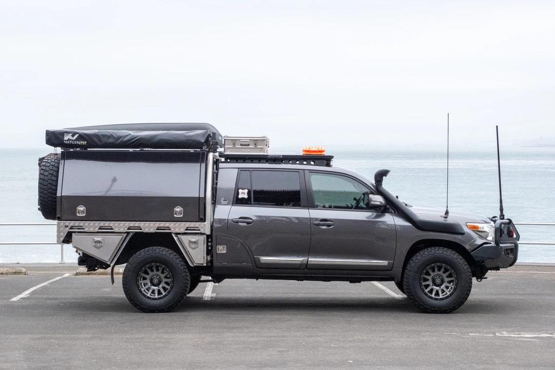 2015 Toyota J200 Land Cruiser - Image 5 of 31