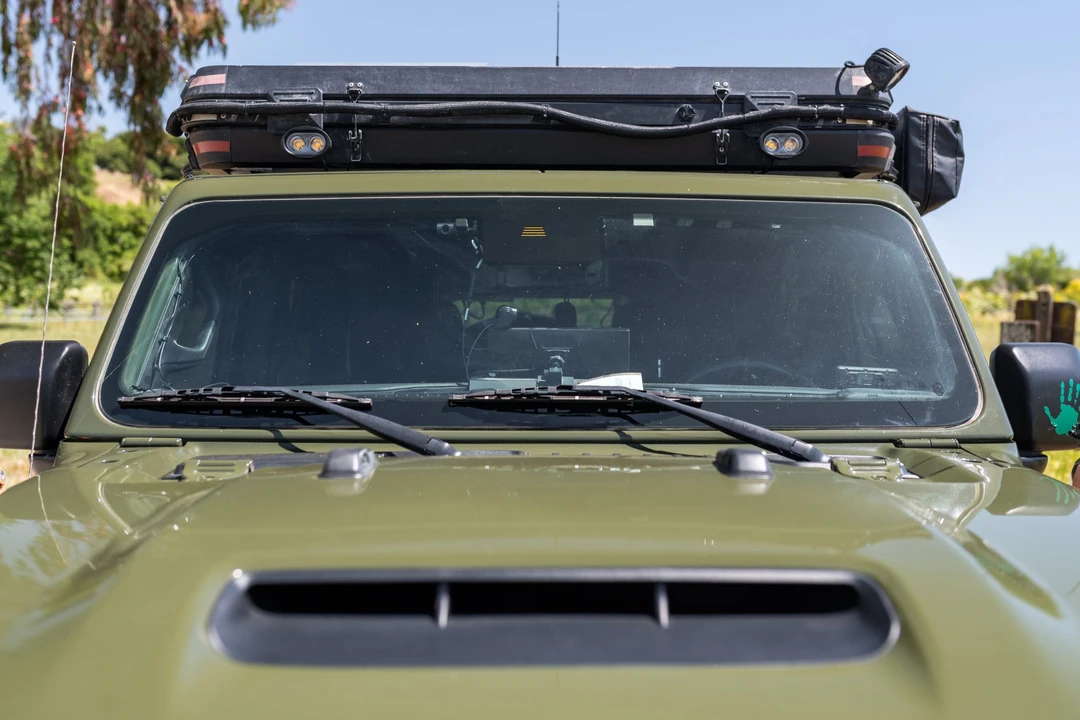 2022 Jeep JL Wrangler - Image 17 of 31