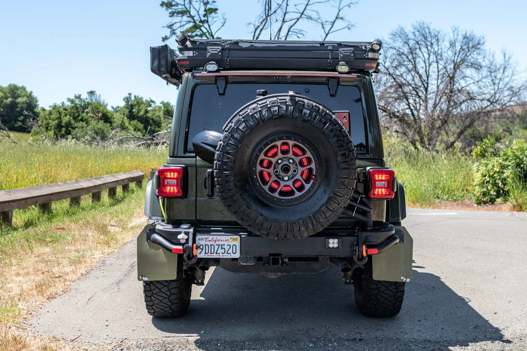 2022 Jeep JL Wrangler - Image 10 of 31