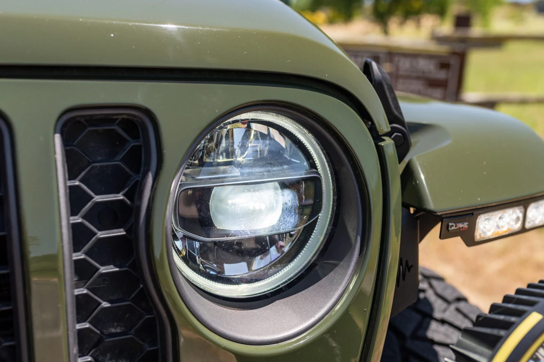 2022 Jeep JL Wrangler - Image 29 of 31