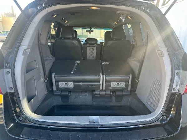 2011 Honda Odyssey - Image 9 of 14